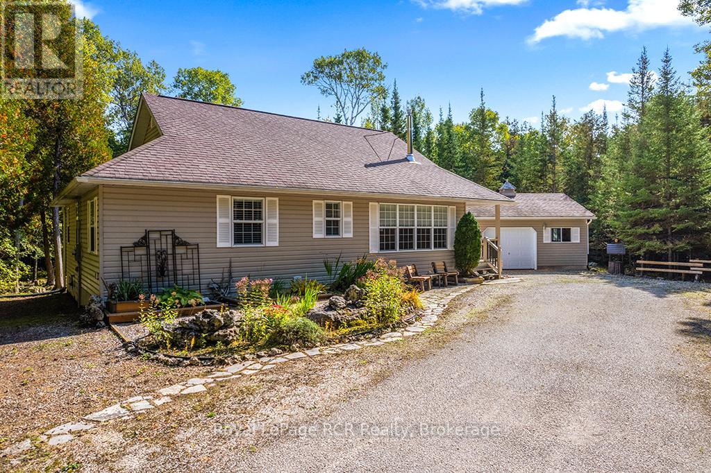 83 Lakewood Country Lane, Northern Bruce Peninsula, Ontario  N0H 1W0 - Photo 6 - X12454928