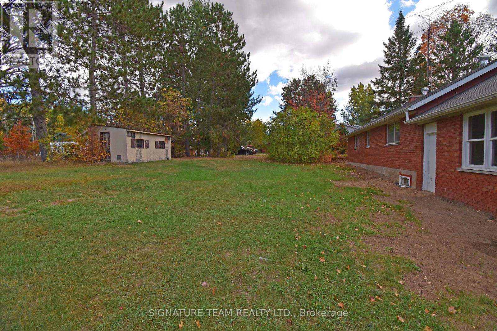 22 Elm Street, Killaloe, Ontario  K0J 2A0 - Photo 17 - X12199214