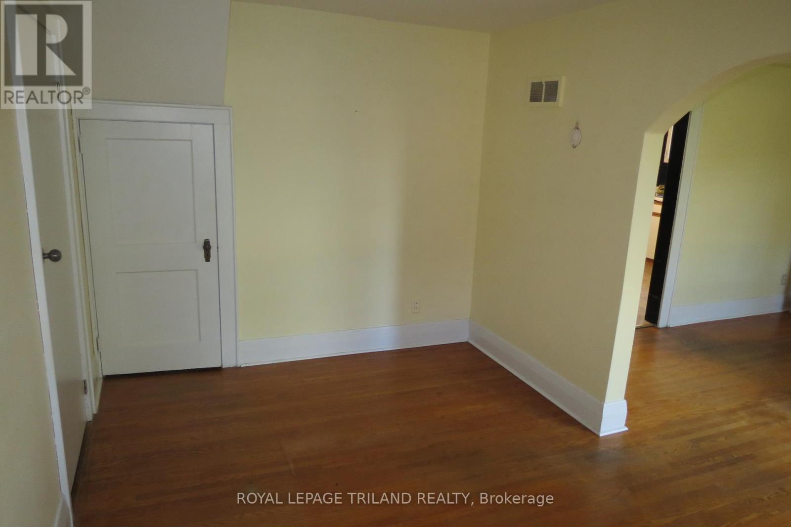 4493 Wonderland Road S, London South, Ontario  N6P 1G5 - Photo 13 - X12454865