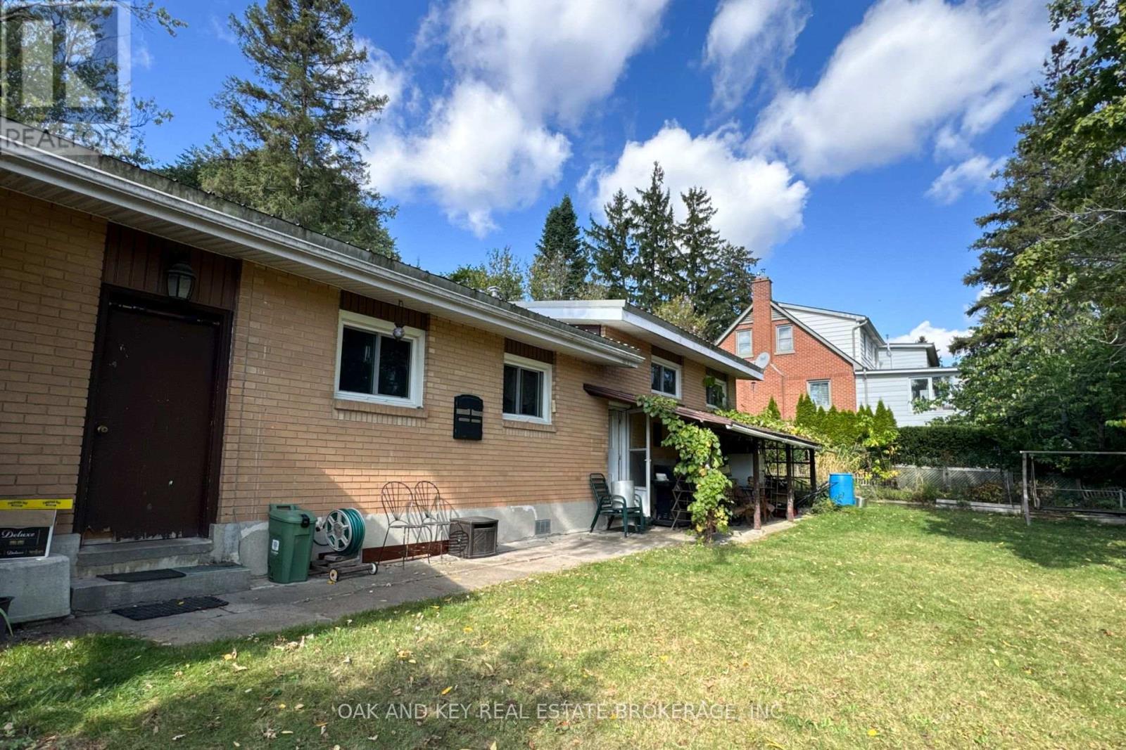 776 Sunninghill Avenue, London North, Ontario  N6H 3L8 - Photo 5 - X12454867