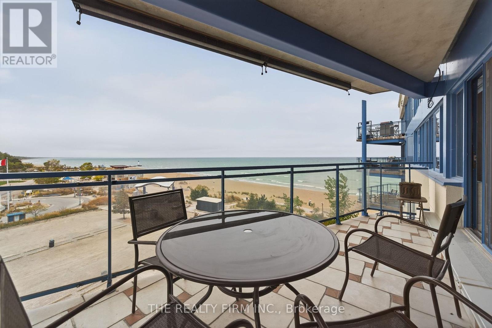 604 - 9 Pine Street, Lambton Shores, Ontario  N0M 1T0 - Photo 4 - X12454925