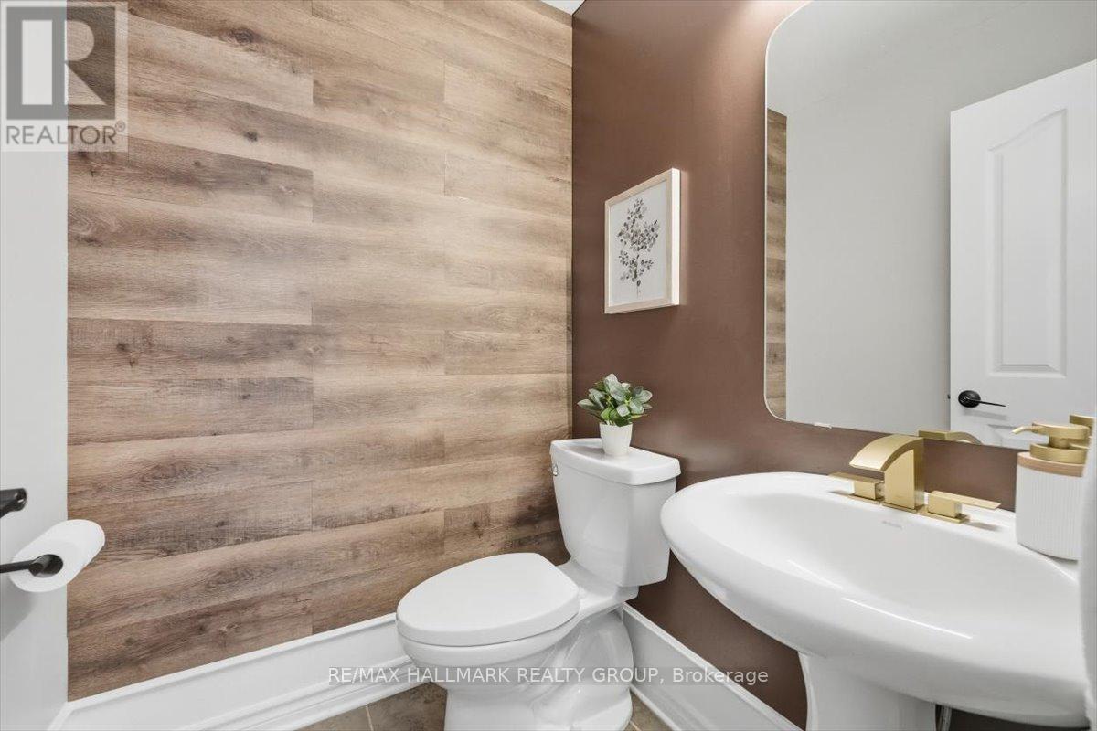 930 Scala Avenue, Ottawa, Ontario  K4A 5E1 - Photo 18 - X12454959