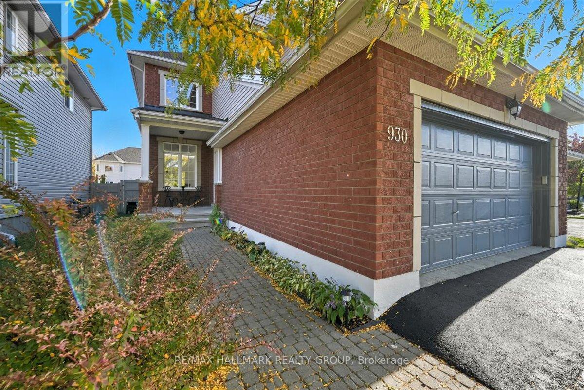 930 Scala Avenue, Ottawa, Ontario  K4A 5E1 - Photo 2 - X12454959