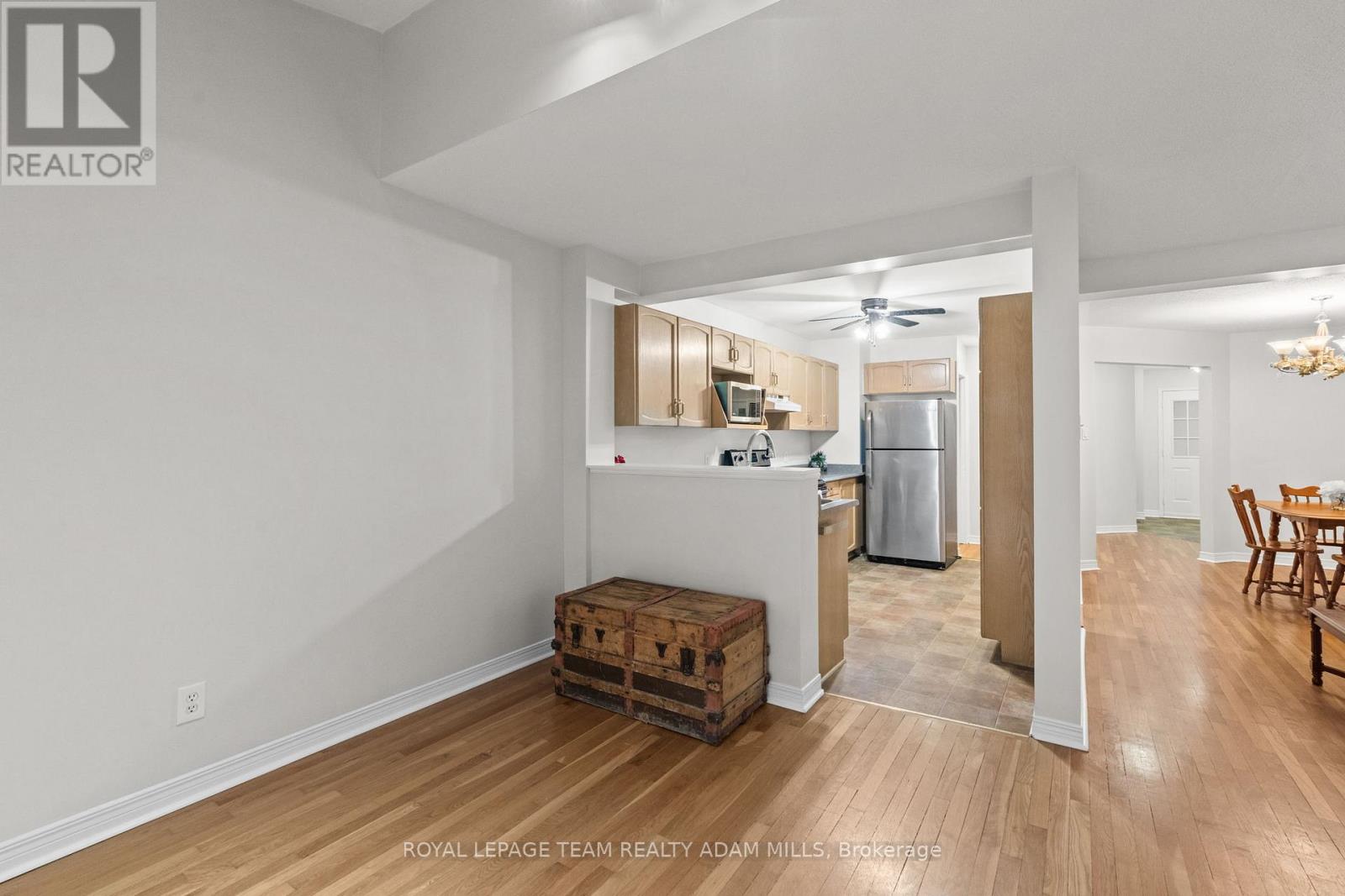 194 Blackdome Crescent, Ottawa, Ontario  K2T 1A6 - Photo 20 - X12454984
