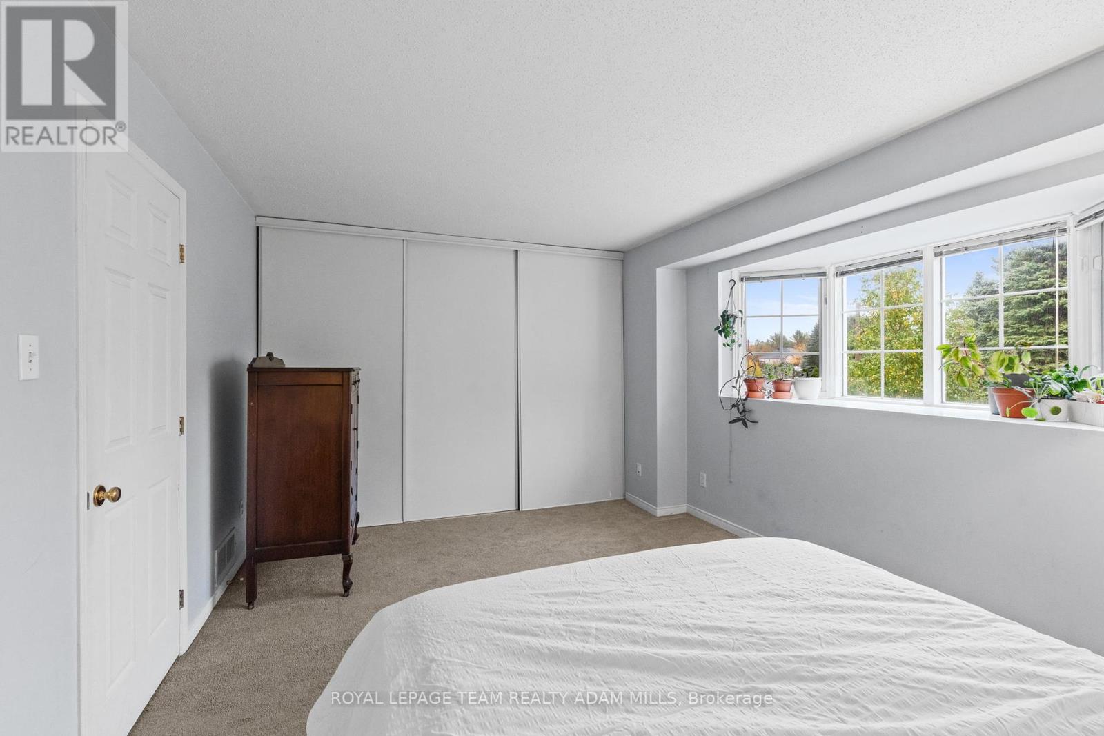 194 Blackdome Crescent, Ottawa, Ontario  K2T 1A6 - Photo 26 - X12454984