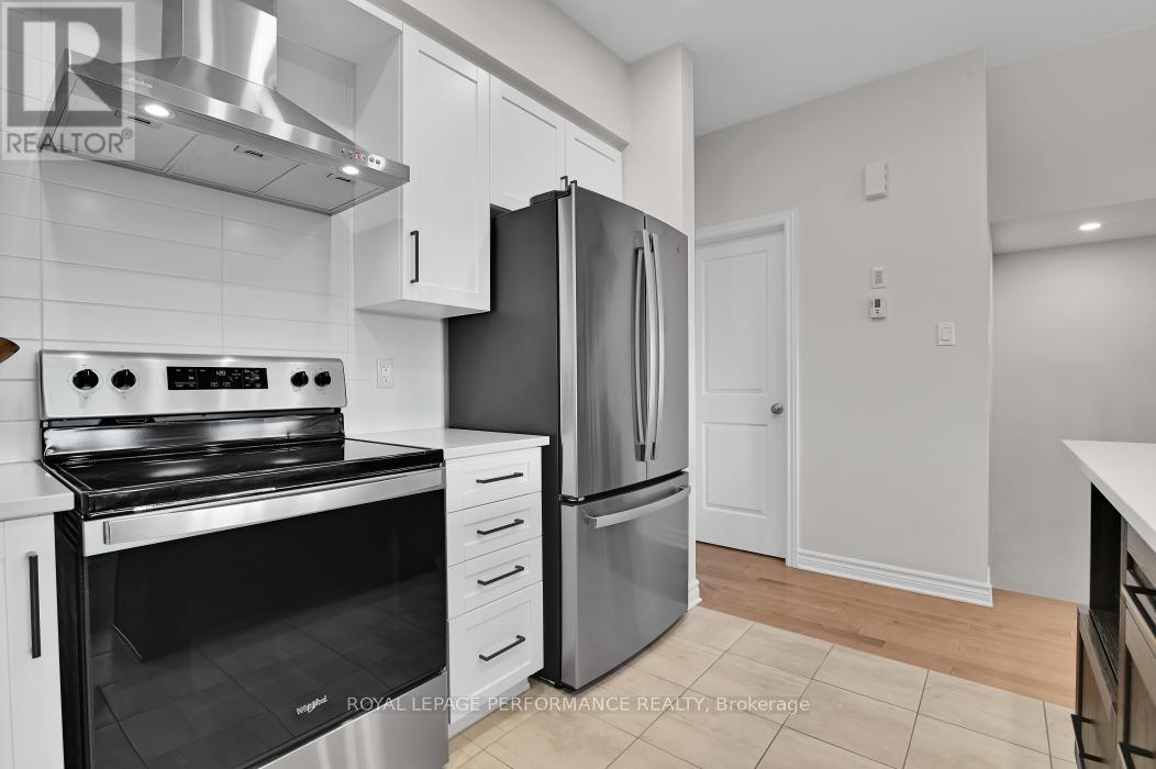 22 Verglas Lane, Ottawa, Ontario  K1W 0P5 - Photo 10 - X12454991