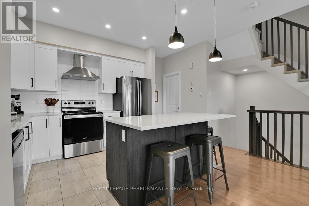 22 Verglas Lane, Ottawa, Ontario  K1W 0P5 - Photo 11 - X12454991