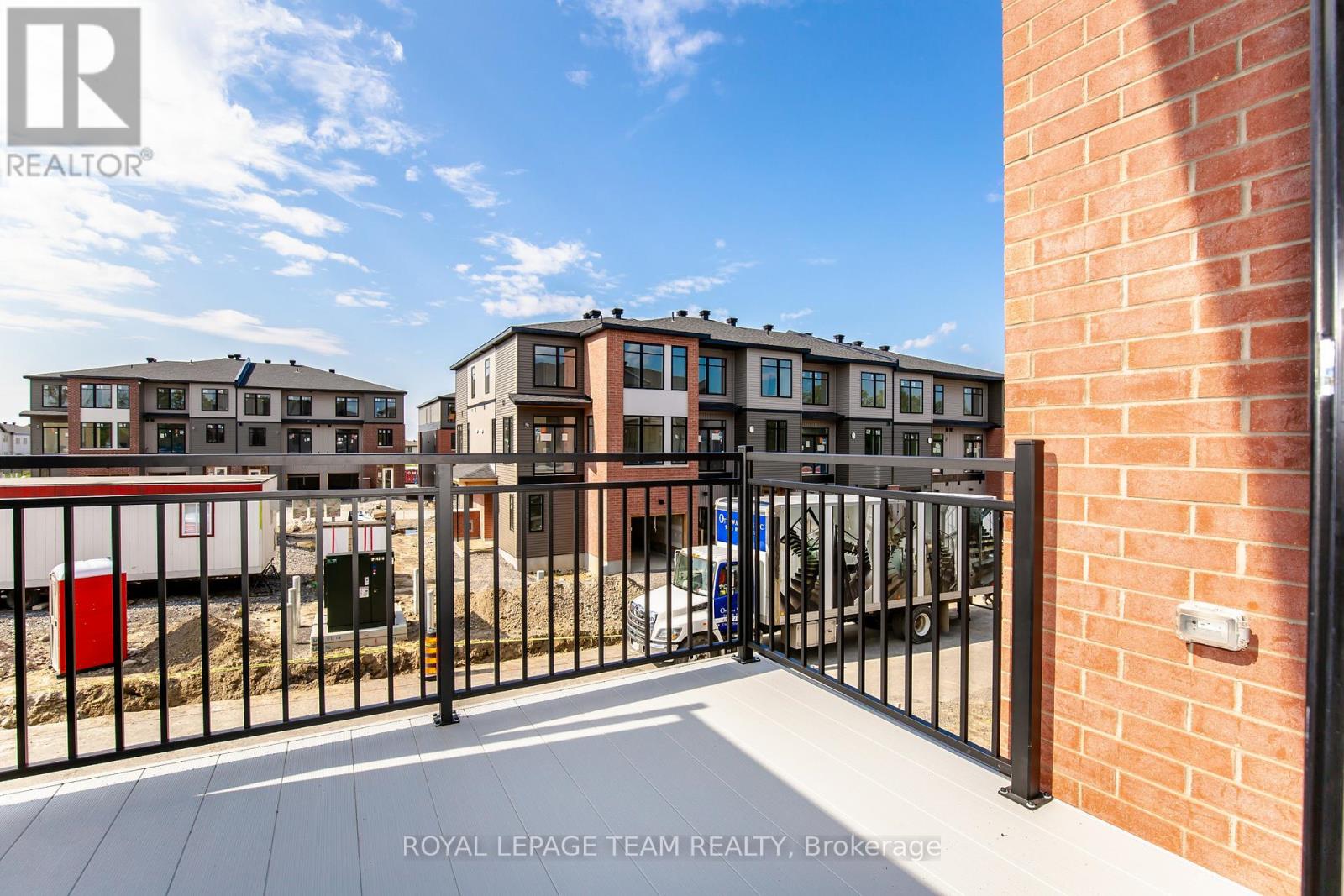 206 Tussock Private, Ottawa, Ontario  K1X 0G7 - Photo 11 - X12455005