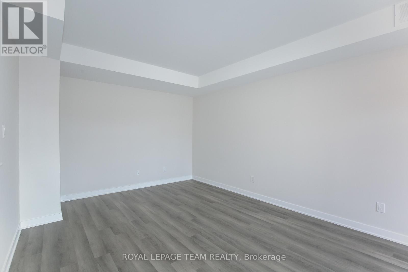 206 Tussock Private, Ottawa, Ontario  K1X 0G7 - Photo 9 - X12455005