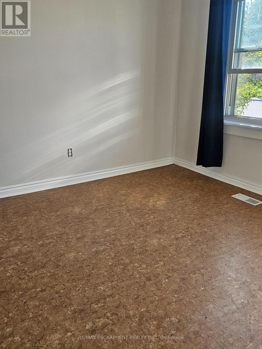 509 Cochrane Road, Hamilton, Ontario  L8K 3H4 - Photo 16 - X12453192