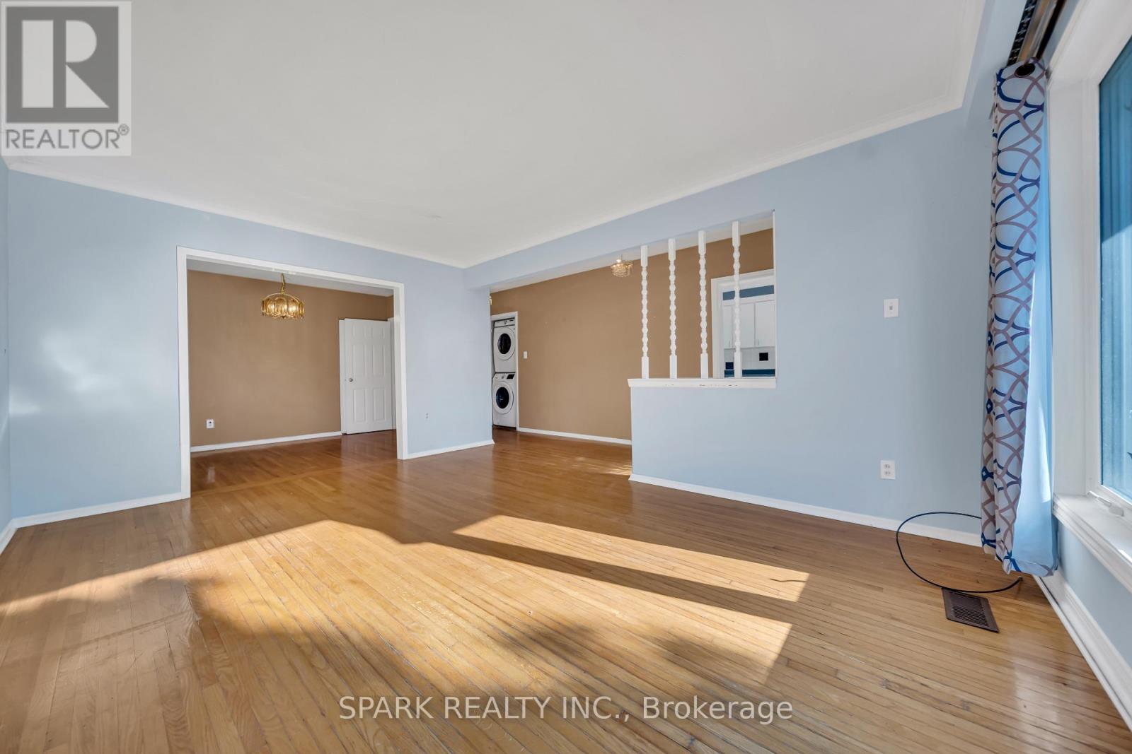 Upper - 16 Horwood Drive, Brampton, Ontario  L6X 2B8 - Photo 7 - W12454805