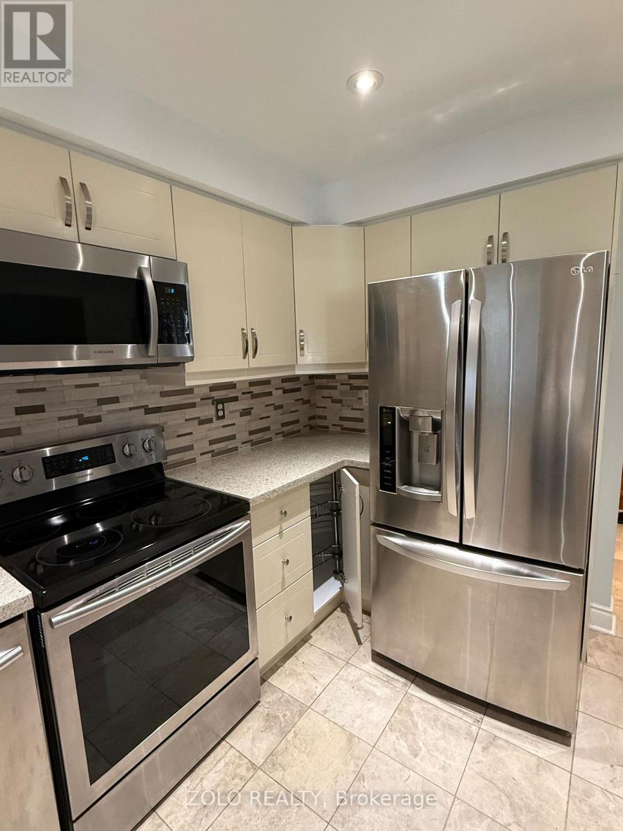 71 - 5659 Glen Erin Drive, Mississauga, Ontario  L5M 5P2 - Photo 4 - W12454821