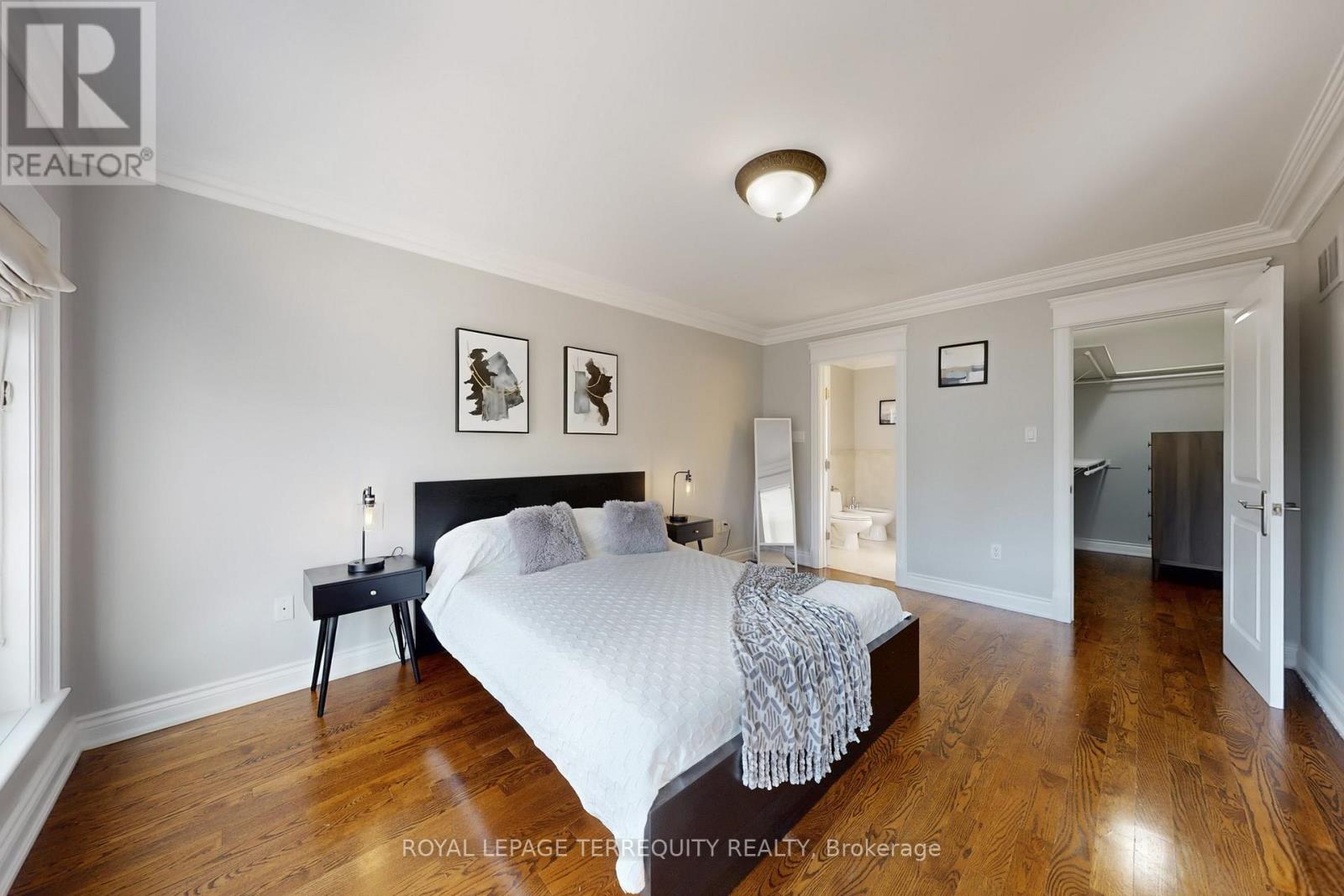 12 Highland Hill, Toronto, Ontario  M6A 2P8 - Photo 29 - W12454830
