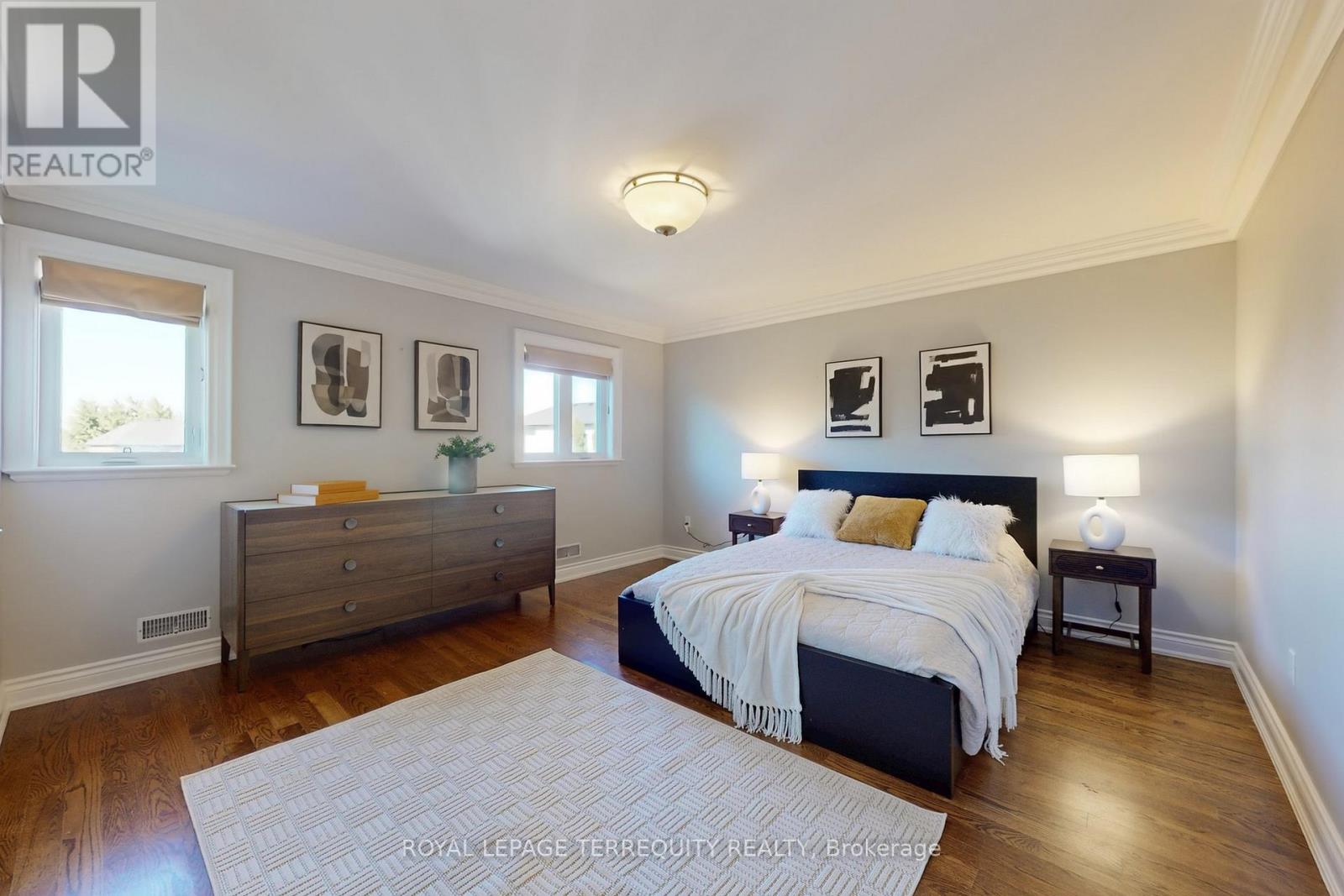 12 Highland Hill, Toronto, Ontario  M6A 2P8 - Photo 31 - W12454830