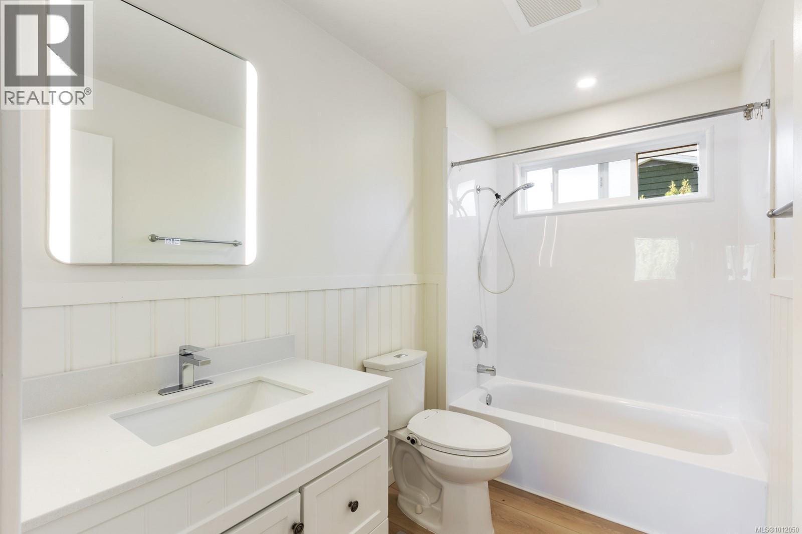 525 Salish St, Comox, British Columbia  V9M 5L5 - Photo 7 - 1012050