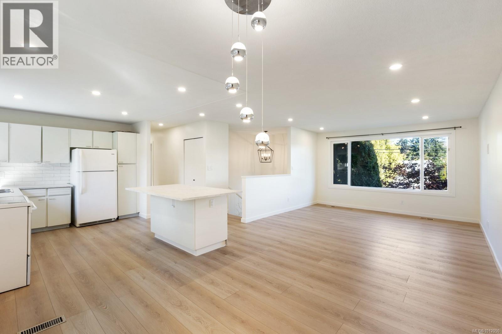 525 Salish St, Comox, British Columbia  V9M 5L5 - Photo 47 - 1012050