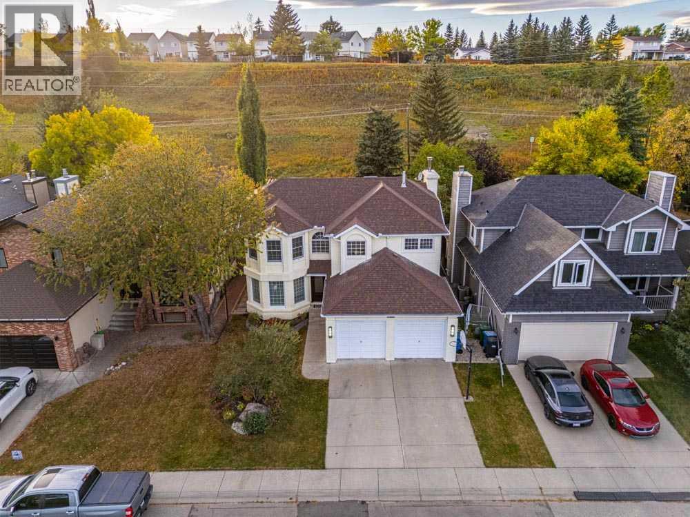 1104 Deer River Circle Se, Calgary, Alberta  T2J 7A3 - Photo 3 - A2263124