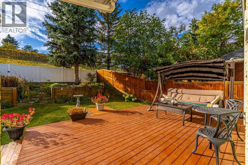 1104 Deer River Circle Se, Calgary, Alberta  T2J 7A3 - Photo 34 - A2263124