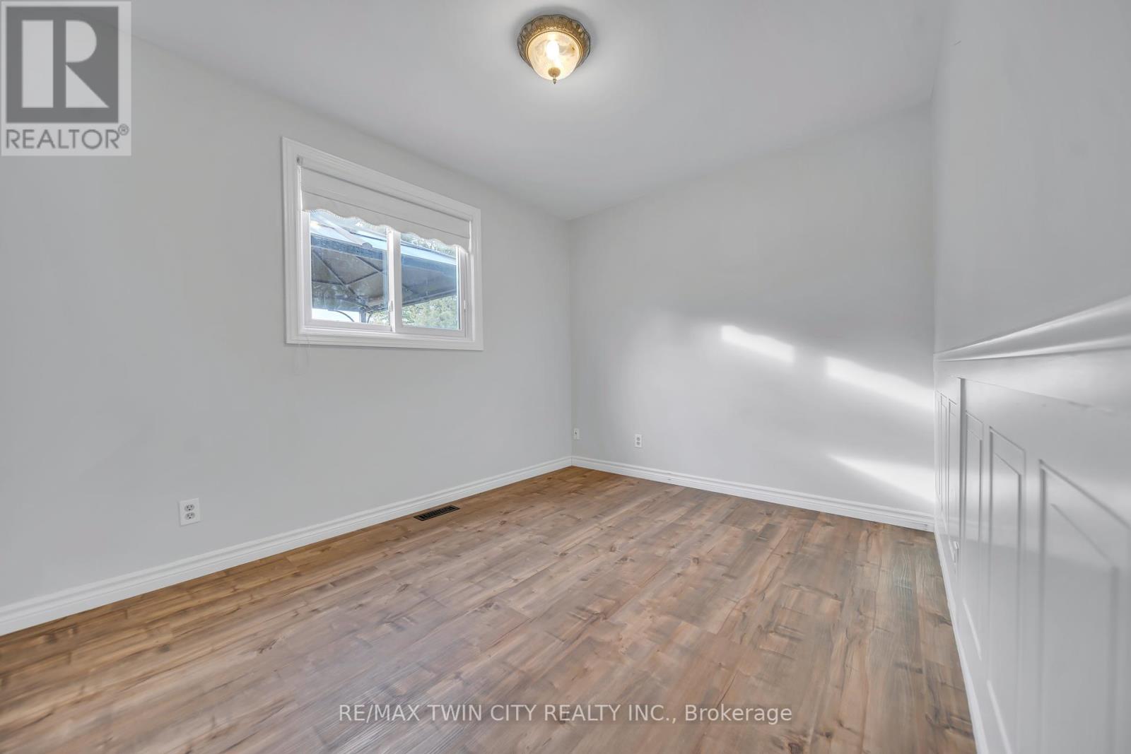 88 Glen Lake Crescent, Kitchener, Ontario  N2N 1C5 - Photo 16 - X12454809
