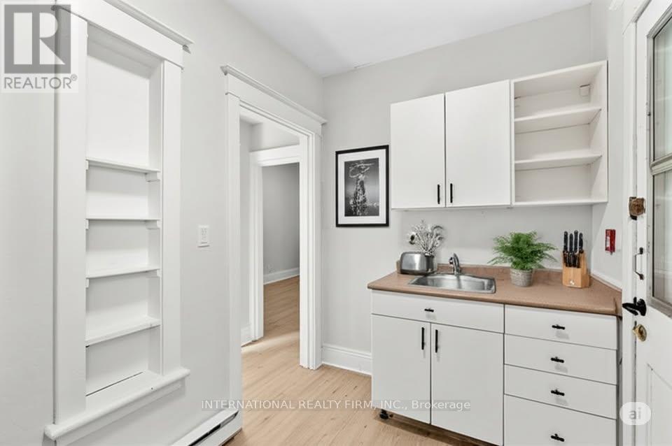 67 Ontario Avenue, Hamilton, Ontario  L8N 2X1 - Photo 11 - X12454820