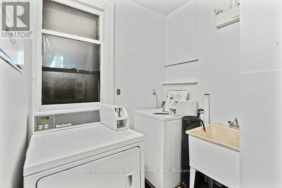 67 Ontario Avenue, Hamilton, Ontario  L8N 2X1 - Photo 13 - X12454820
