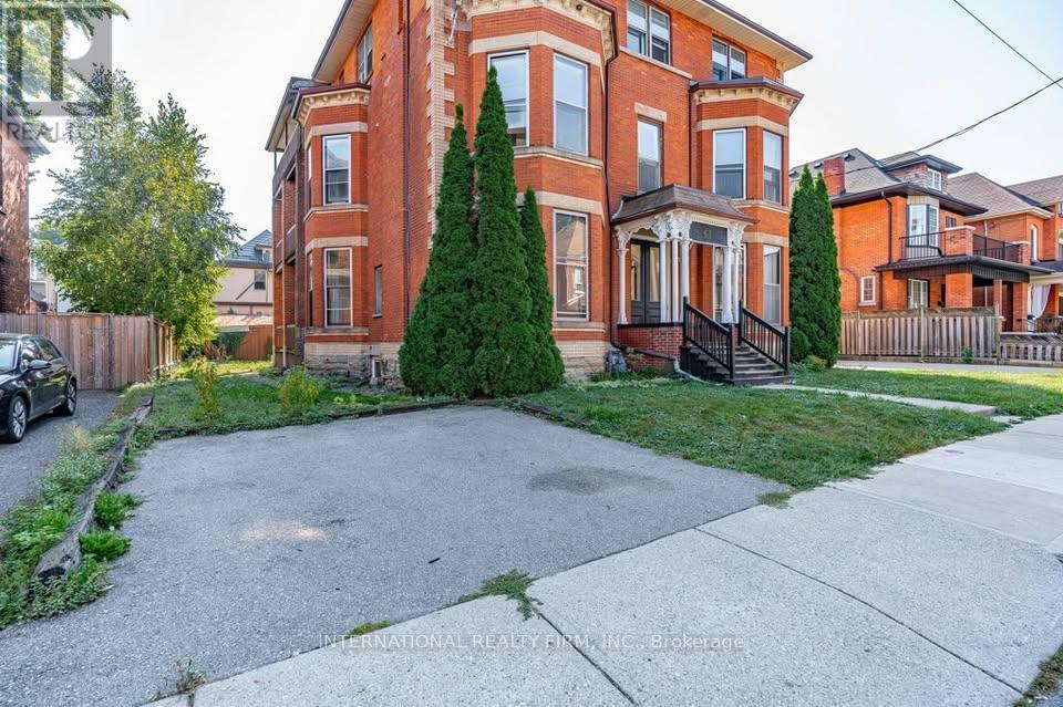 67 Ontario Avenue, Hamilton, Ontario  L8N 2X1 - Photo 17 - X12454820