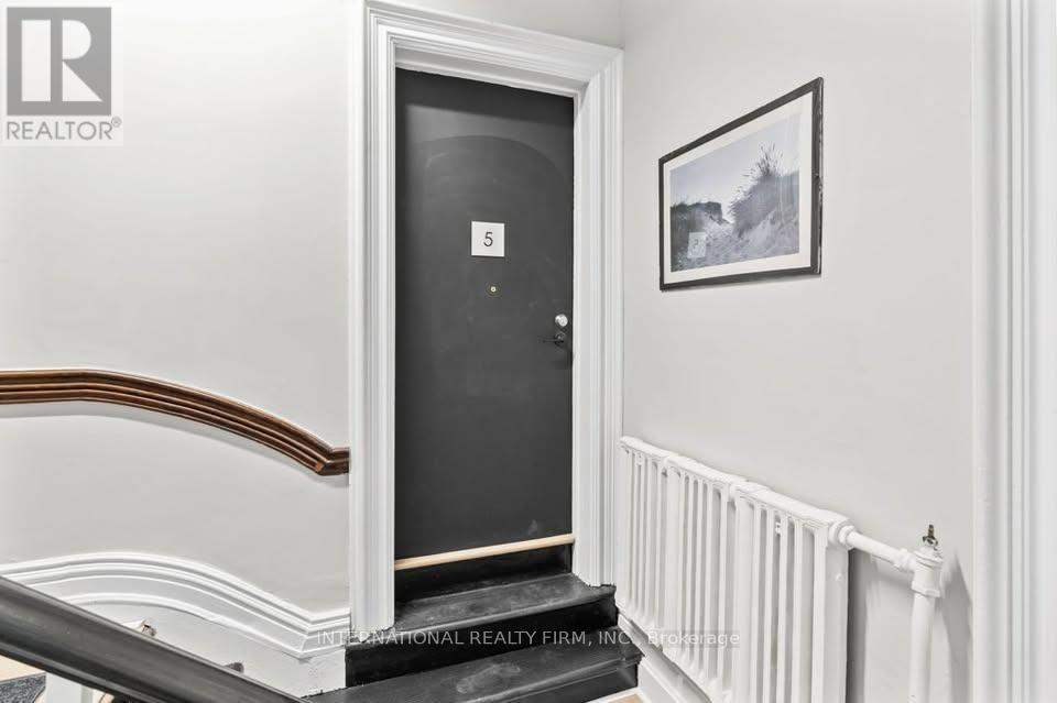67 Ontario Avenue, Hamilton, Ontario  L8N 2X1 - Photo 5 - X12454820