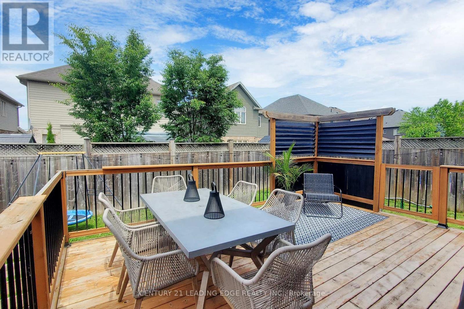 277 Watervale Crescent, Kitchener, Ontario  N2A 0G7 - Photo 30 - X12454833