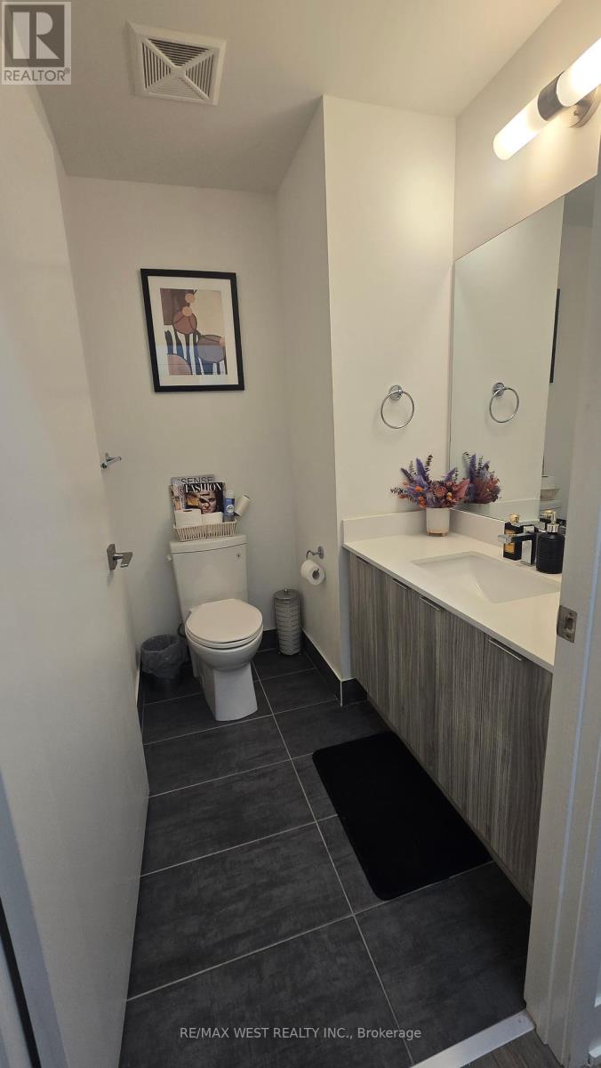 910 - 2916 Highway 7, Vaughan, Ontario  N5A 6S5 - Photo 14 - N12454769
