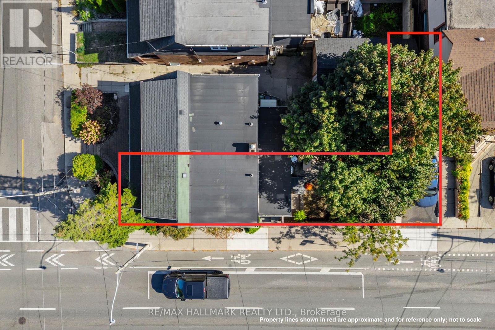 1 Heyworth Crescent, Toronto, Ontario  M4E 1T6 - Photo 33 - E12447187