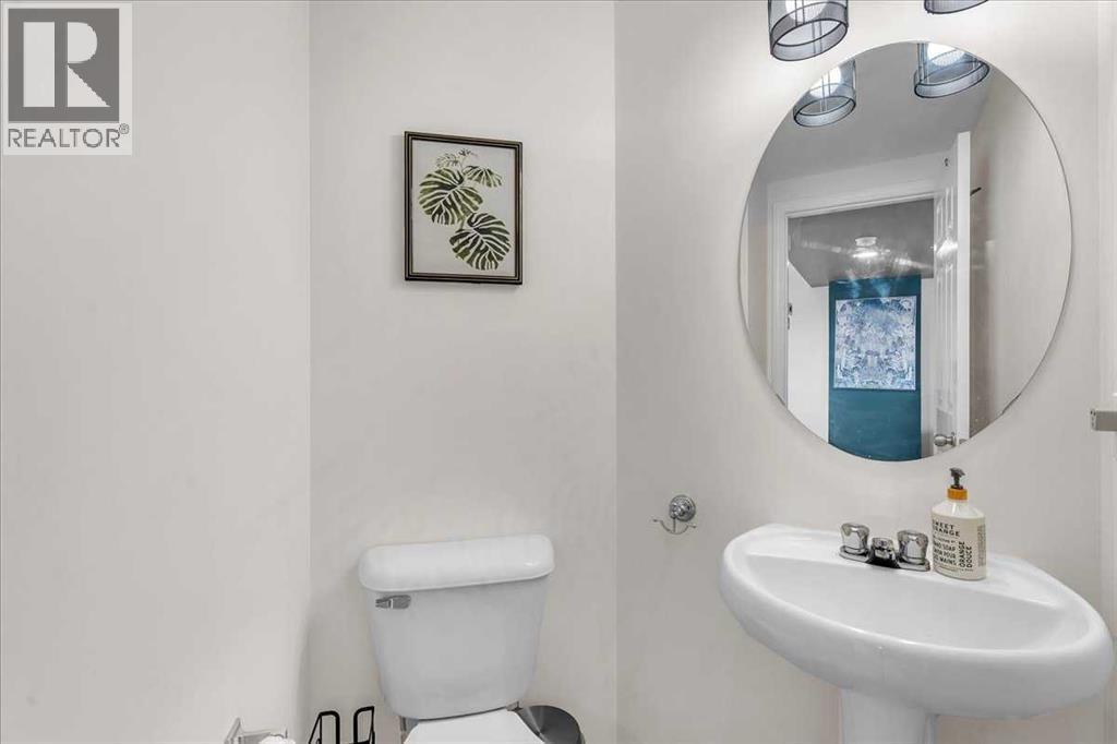 35 Tuscany Ridge Terrace Nw, Calgary, Alberta  T3L 3A5 - Photo 9 - A2263545