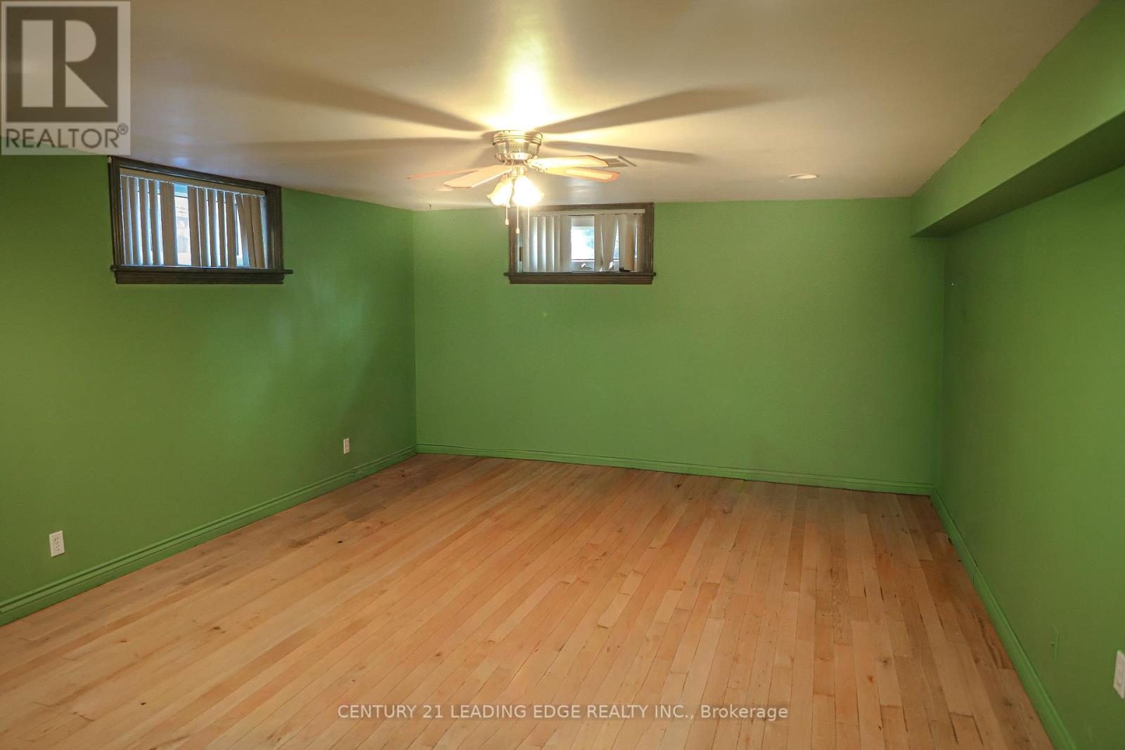 34 Paragon Road, Toronto, Ontario  M9R 1J8 - Photo 36 - W12276958