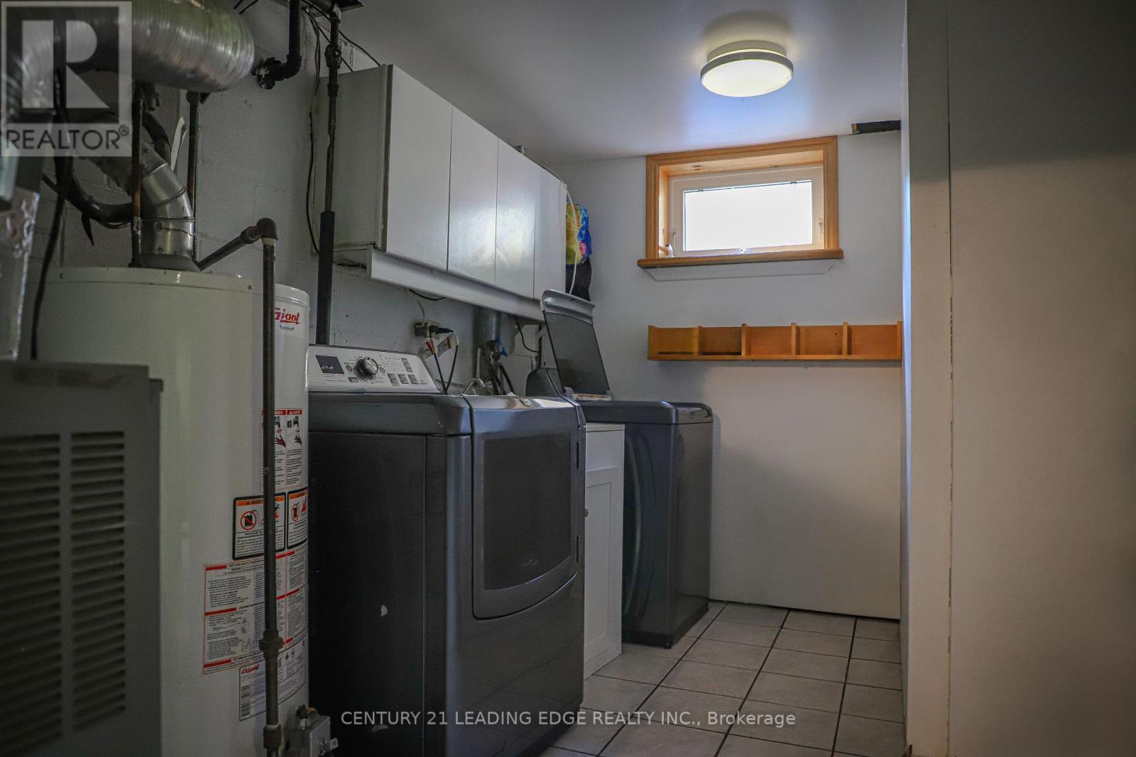 34 Paragon Road, Toronto, Ontario  M9R 1J8 - Photo 43 - W12276958
