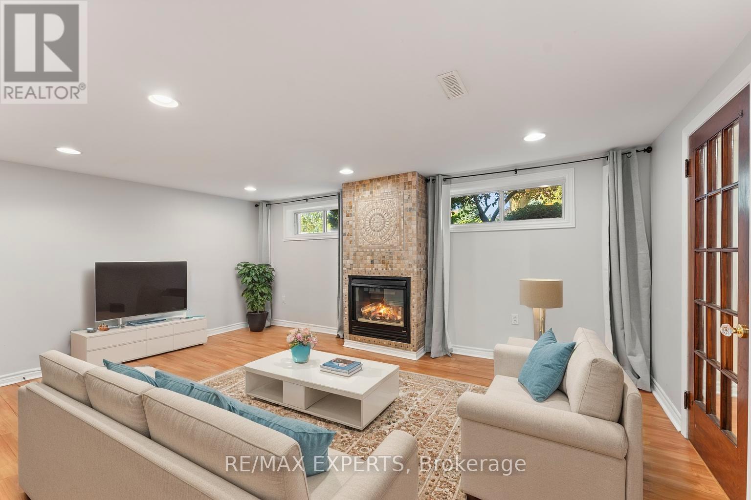 7 Mcmanus Road, Toronto, Ontario  M9P 2J9 - Photo 27 - W12451450