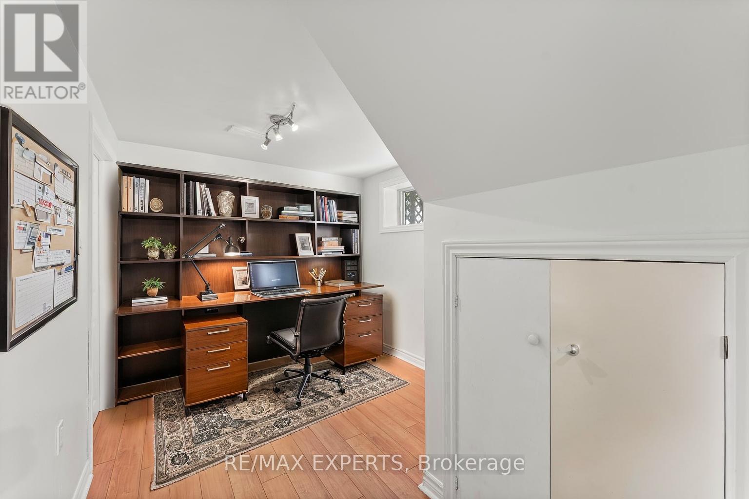 7 Mcmanus Road, Toronto, Ontario  M9P 2J9 - Photo 32 - W12451450