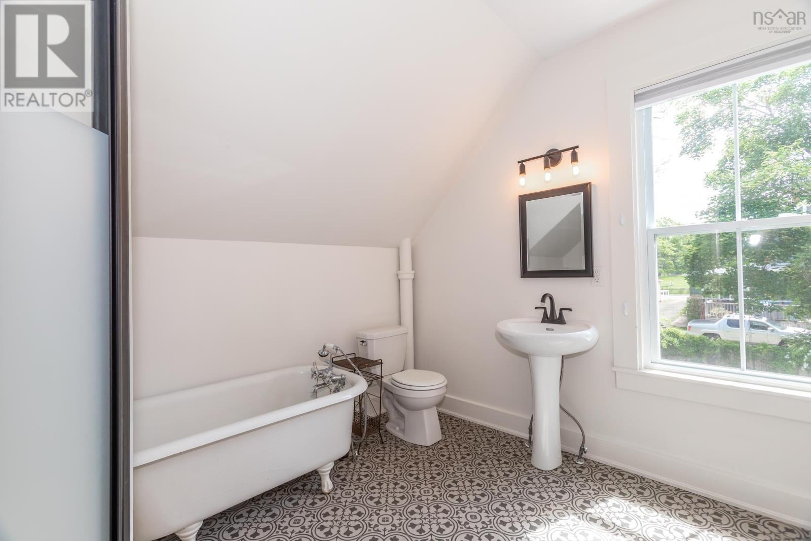 83 Victoria Street, Annapolis Royal, Nova Scotia  B0S 1A0 - Photo 34 - 202515929