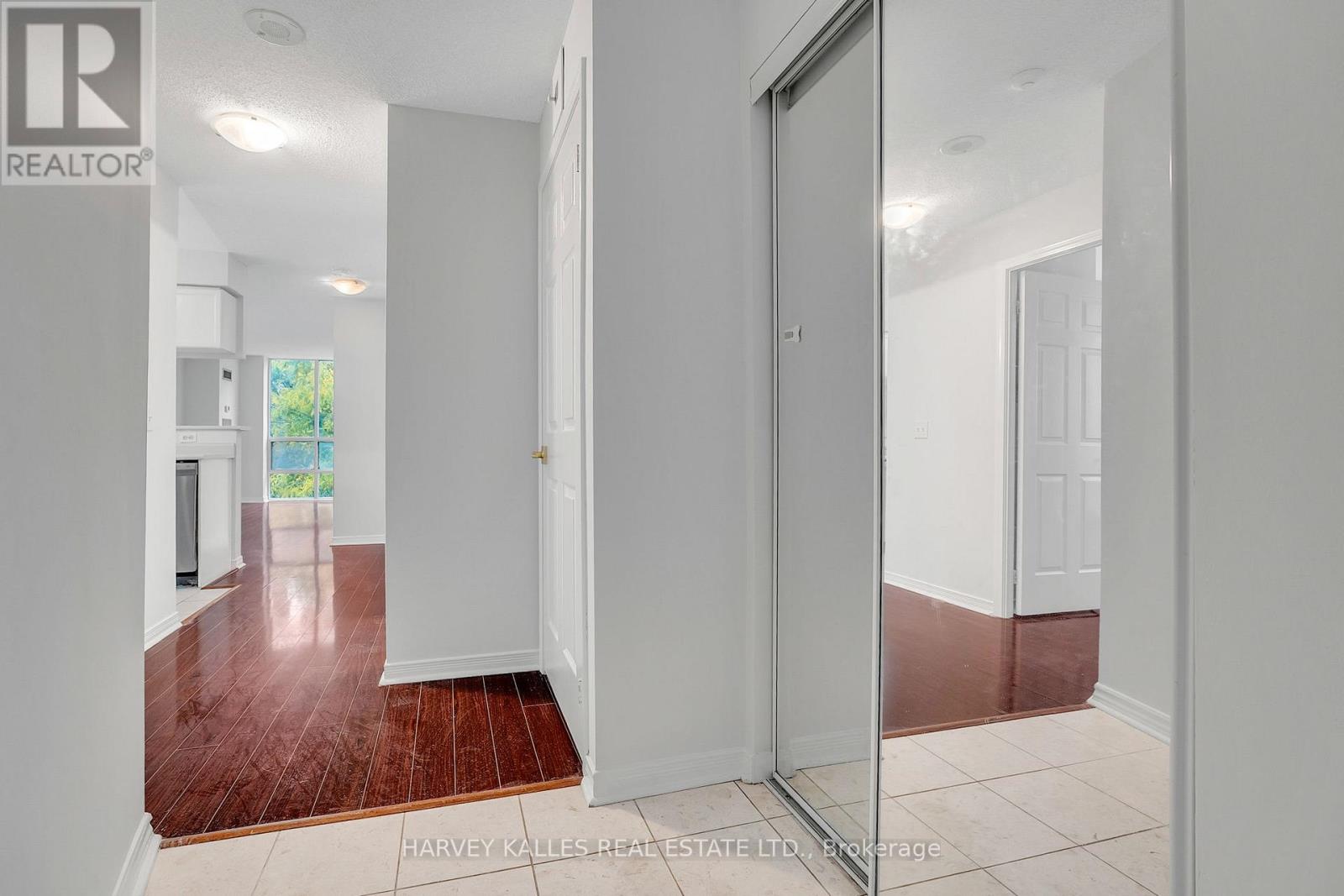 202 - 28 Olive Avenue, Toronto, Ontario  M2N 4N5 - Photo 11 - C12454937
