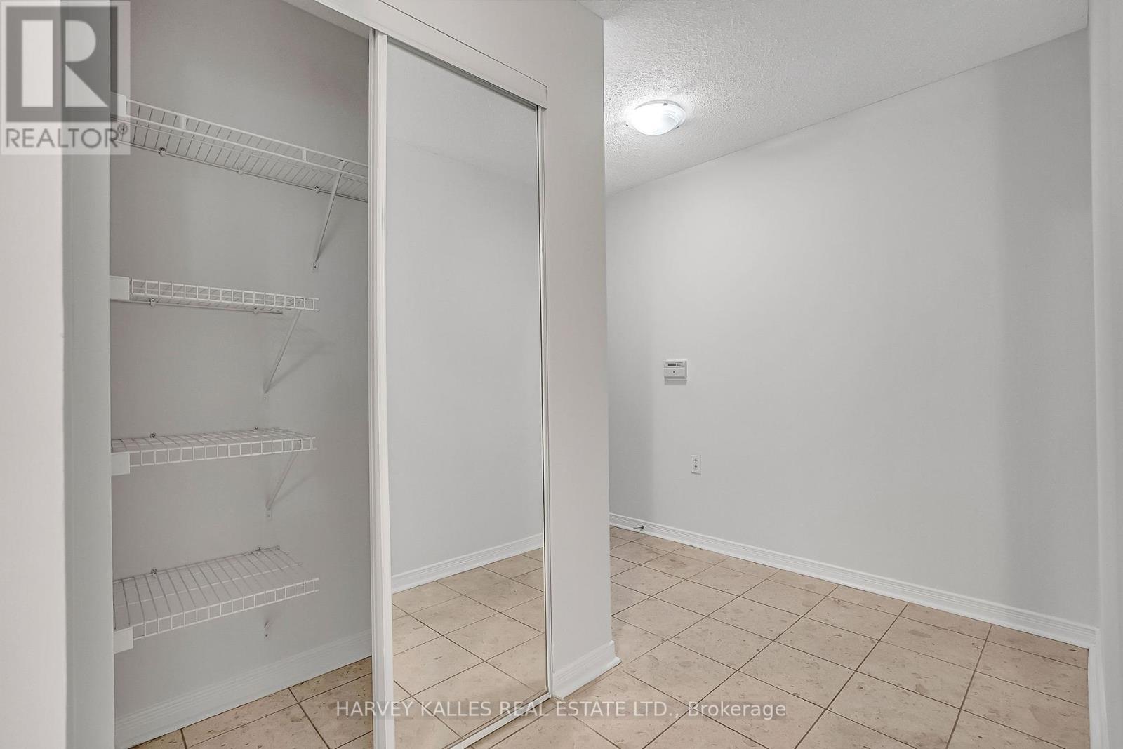 202 - 28 Olive Avenue, Toronto, Ontario  M2N 4N5 - Photo 12 - C12454937