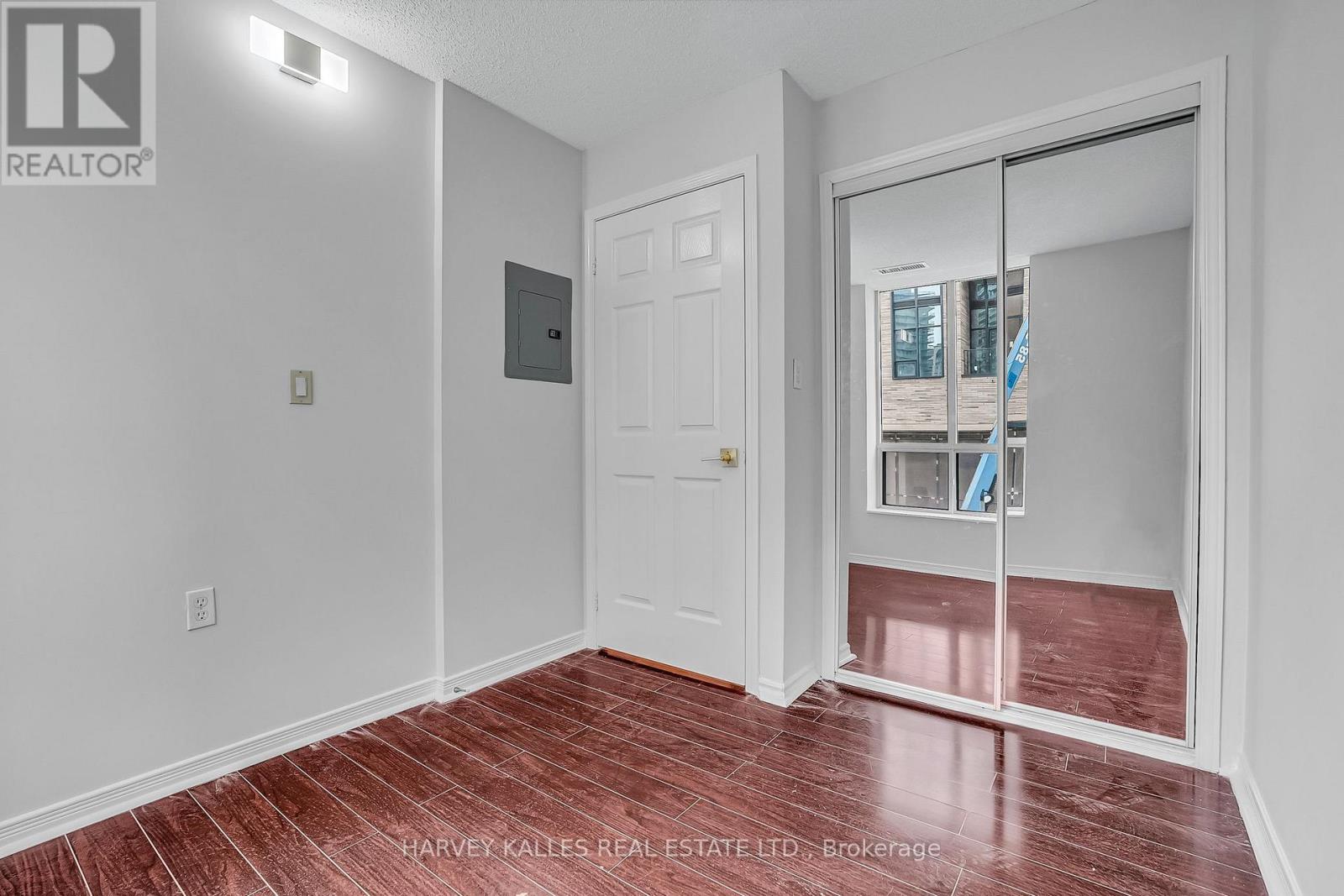 202 - 28 Olive Avenue, Toronto, Ontario  M2N 4N5 - Photo 35 - C12454937