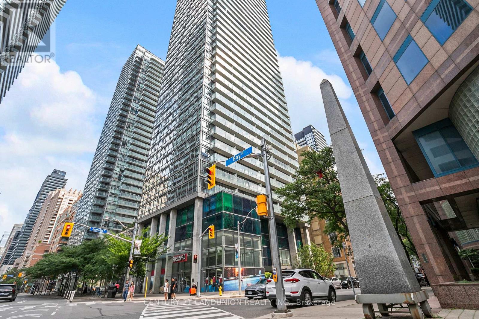 2801 - 38 Grenville Street, Toronto, Ontario  M4Y 1A5 - Photo 1 - C12454965