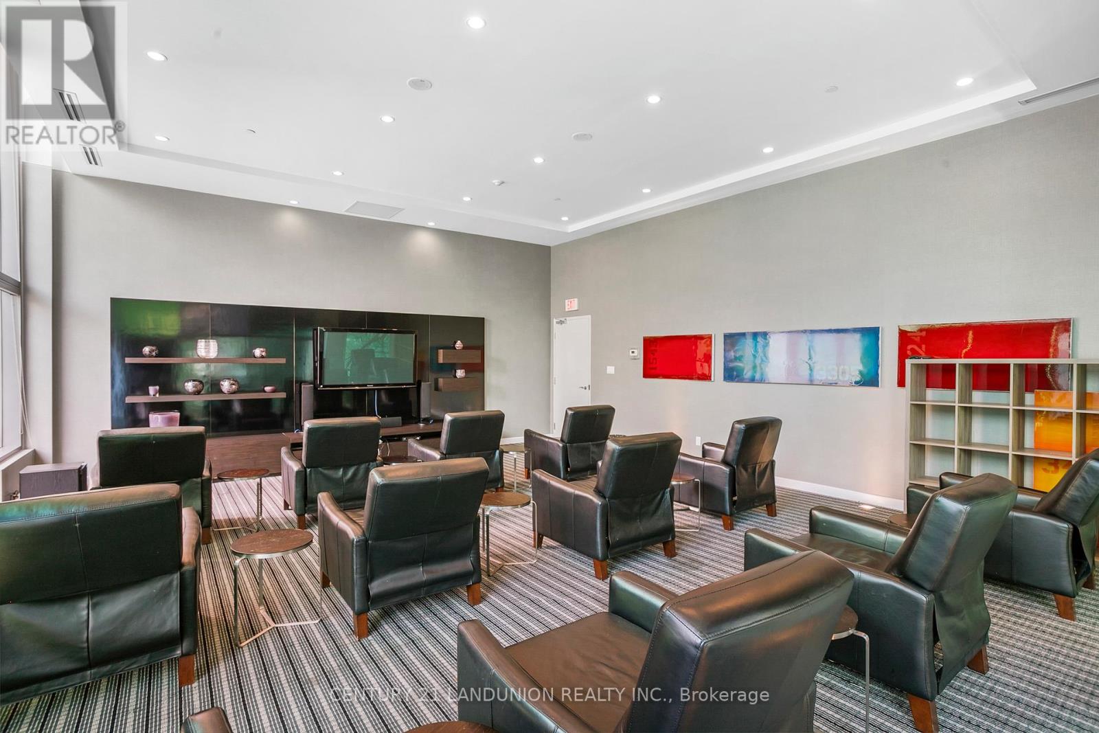 2801 - 38 Grenville Street, Toronto, Ontario  M4Y 1A5 - Photo 13 - C12454965