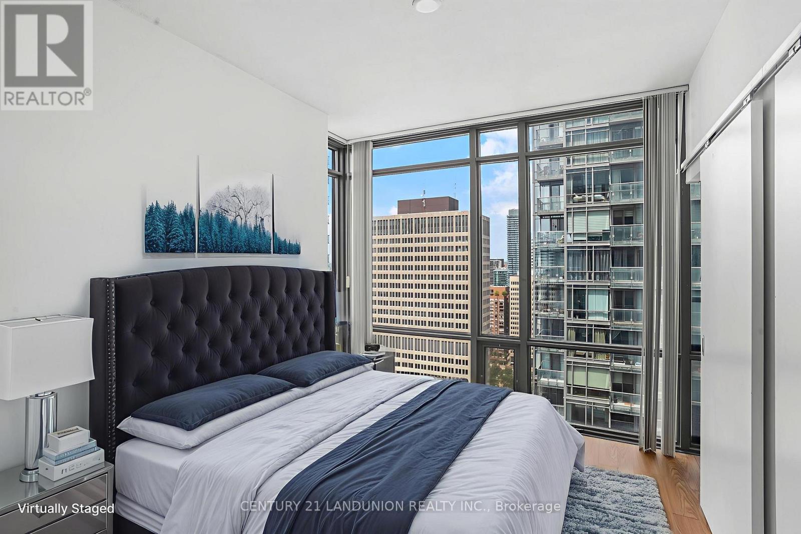 2801 - 38 Grenville Street, Toronto, Ontario  M4Y 1A5 - Photo 5 - C12454965