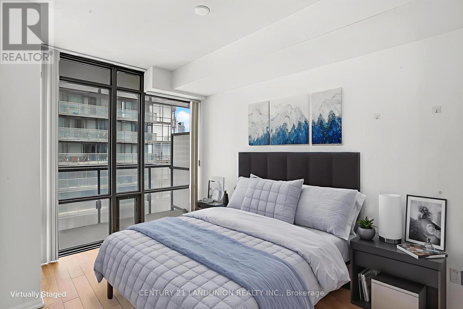 2801 - 38 Grenville Street, Toronto, Ontario  M4Y 1A5 - Photo 7 - C12454965