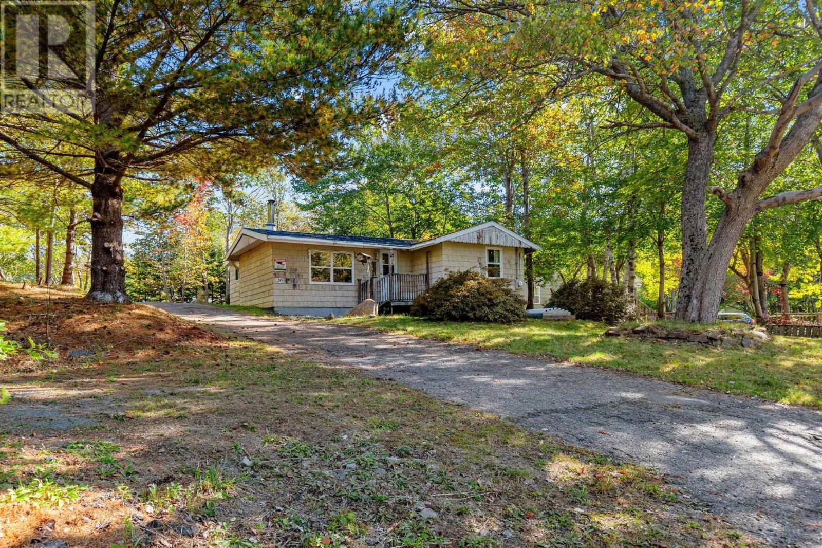39 Hamshaw Drive, Halifax, Nova Scotia