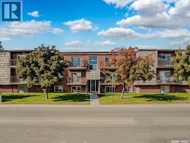 11 20 Assiniboine STREET, Saskatoon, Saskatchewan