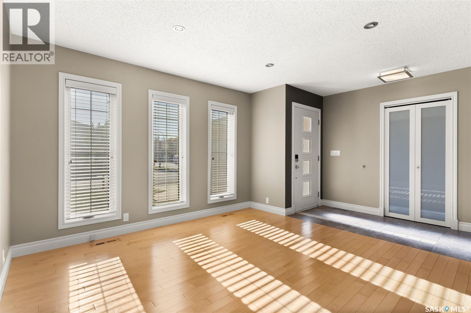 2206 Assiniboine Avenue E, Regina, Saskatchewan  S4V 2E8 - Photo 7 - SK020333