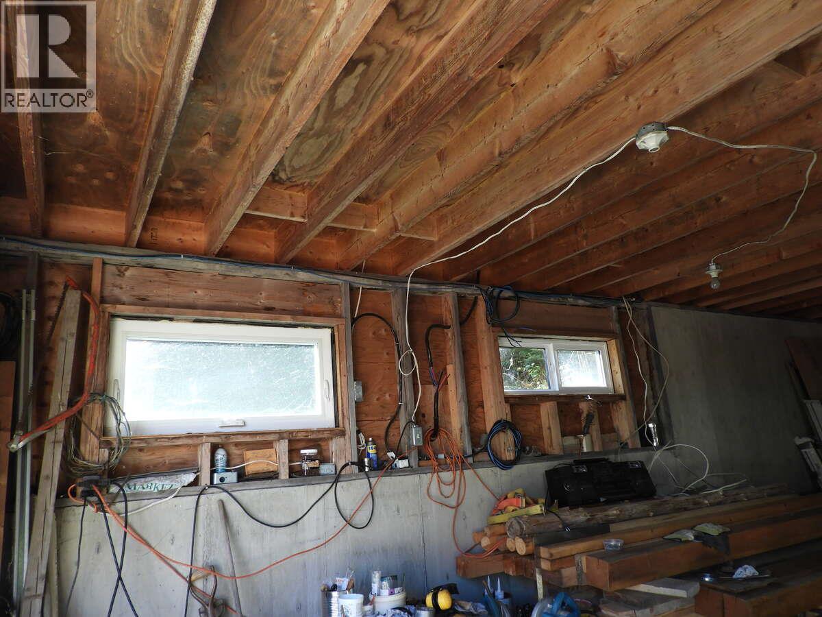 6119 Slocan River Road, Appledale, British Columbia  V0G 2J0 - Photo 32 - 10352161
