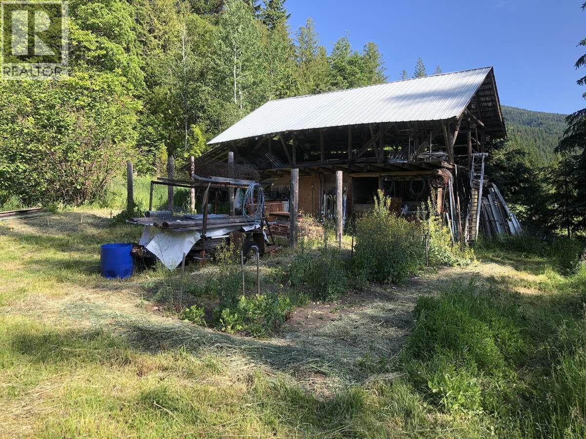 6119 Slocan River Road, Appledale, British Columbia  V0G 2J0 - Photo 43 - 10352161
