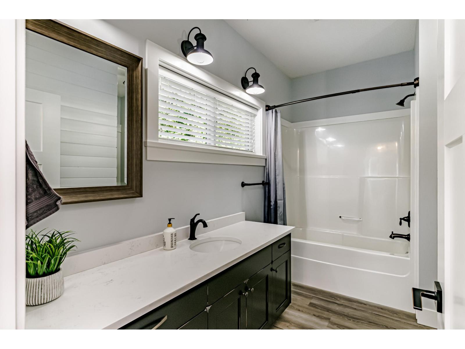 10062 Charlong Terrace, Mission, British Columbia  V2V 0B5 - Photo 15 - R3056892