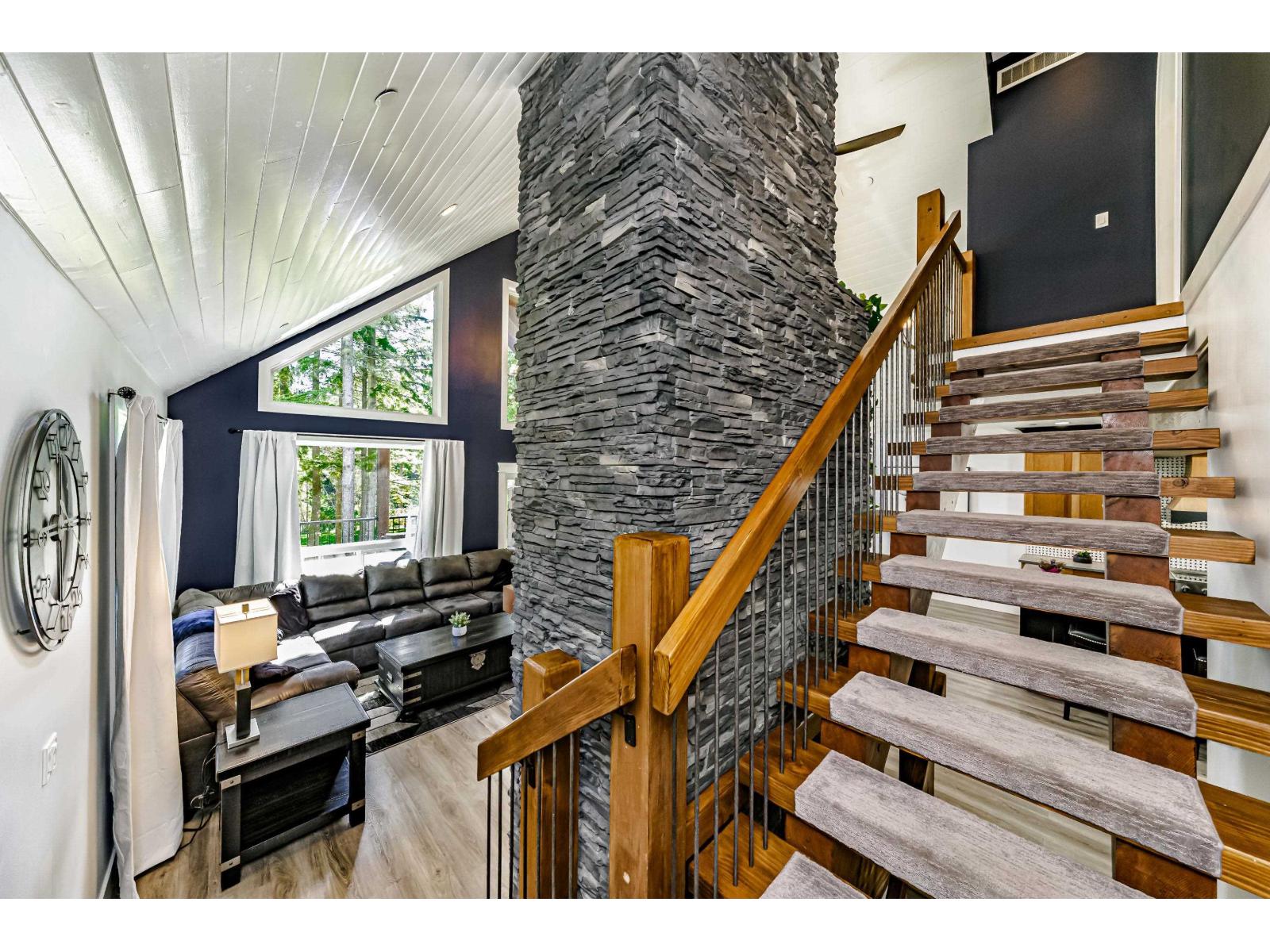 10062 Charlong Terrace, Mission, British Columbia  V2V 0B5 - Photo 16 - R3056892